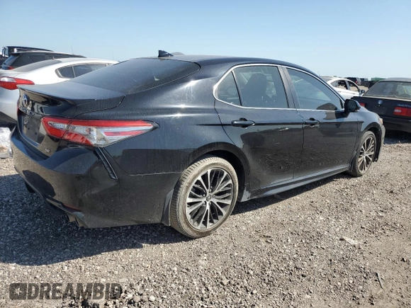 2019 Toyota Camry LE with VIN 4T1B11HK4KU695575, listed as a Copart auction lot 52831525 with 121,042 mi miles and Clean Title. Bid and sale history available at carsss.com. Image 3.