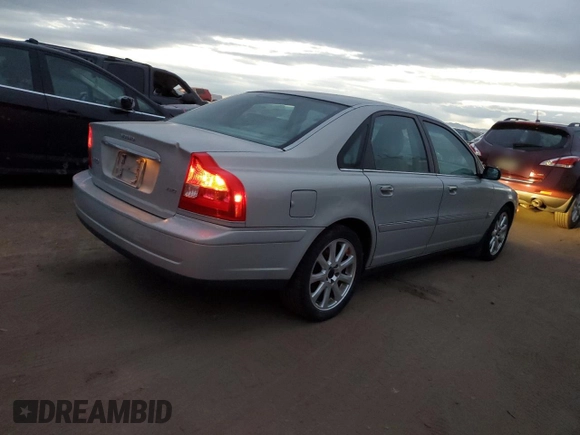 2004 Volvo S80 with VIN YV1TH59H741360825, listed as a Copart auction lot 86847344 with 201,916 mi miles and Clean Title. Bid and sale history available at carsss.com. Image 3.