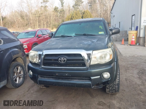 2009 Toyota Tacoma with VIN 5TEUU42N99Z649654, listed as a IAAI auction lot 41796246 with 229,052 mi miles. Bid and sale history available at carsss.com. Image 12.