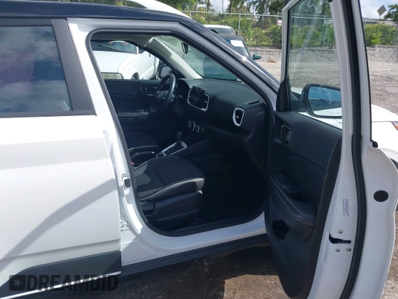 2023 Hyundai Venue Limited with VIN KMHRC8A33PU234766, listed as a IAAI auction lot 41954355 with 33,580 mi miles and . Bid and sale history available at DreamBid. Image 5.