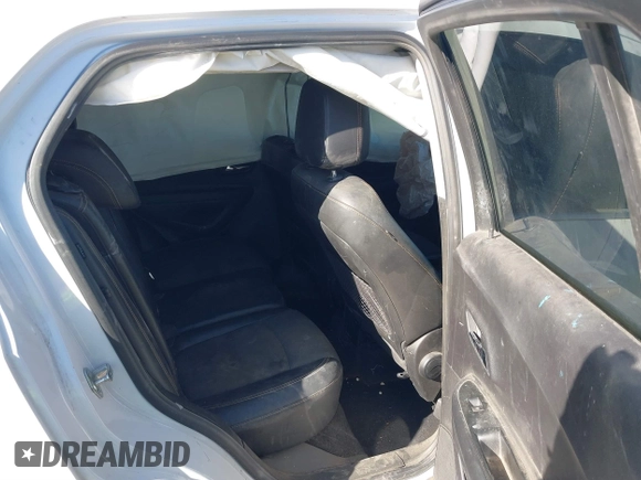 2019 Chevrolet Trax LT with VIN 3GNCJLSB0KL150987, listed as a IAAI auction lot 41408466 with 113,451 mi miles and . Bid and sale history available at carsss.com. Image 8.