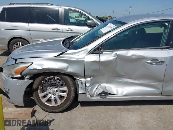 2015 Nissan Altima SV z VIN 1N4AL3AP0FC183986, wystawiony jako IAAI lot #42430696 z przebiegiem 150 694 mil mil oraz . Historia ofert i sprzedaży dostępna na DreamBid. Obrazek 6.