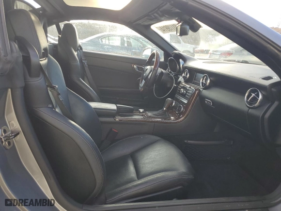 2012 Mercedes-Benz SLK-Class SLK 350 with VIN WDDPK5HA7CF008137, listed as a Copart auction lot 81119914 with 65,581 mi miles and Salvage Title. Bid and sale history available at carsss.com. Image 10.