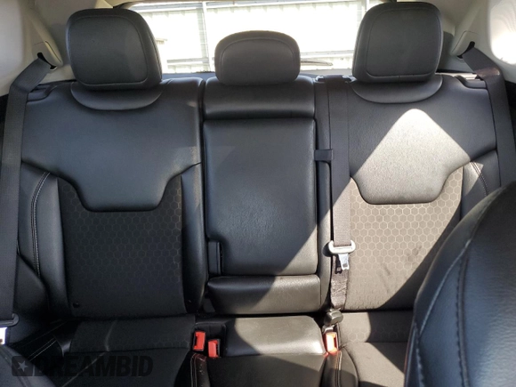 2020 Jeep Compass Latitude z VIN 3C4NJDBB2LT164611, wystawiony jako Copart lot #62141145 z przebiegiem 95 095 mil mil oraz Czysty tytuł • Clean title. Historia ofert i sprzedaży dostępna na DreamBid. Obrazek 10.