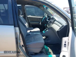 2005 Toyota Highlander z VIN JTEGP21A450063635, wystawiony jako IAAI lot #42239569 z przebiegiem 272 249 mil mil oraz . Historia ofert i sprzedaży dostępna na DreamBid. Obrazek 5.