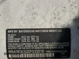 2013 BMW 3 Series 328i xDrive с VIN WBA3B3C52DF533516, выставлен на аукционе Copart как лот 60193335 с пробегом 104 446 миль миль и Списание • Salvage title. История ставок и продаж доступна на DreamBid. Изображение 12.