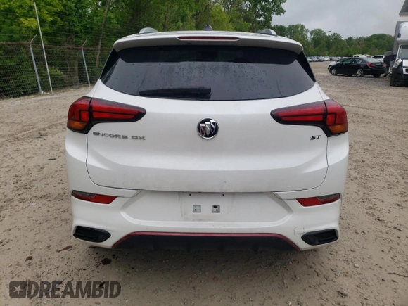 2022 Buick Encore GX Select z VIN KL4MMDSL1NB145896, wystawiony jako Copart lot #58704025 z przebiegiem 14 108 mil mil oraz Szkoda całkowita • Salvage title. Historia ofert i sprzedaży dostępna na DreamBid. Obrazek 6.