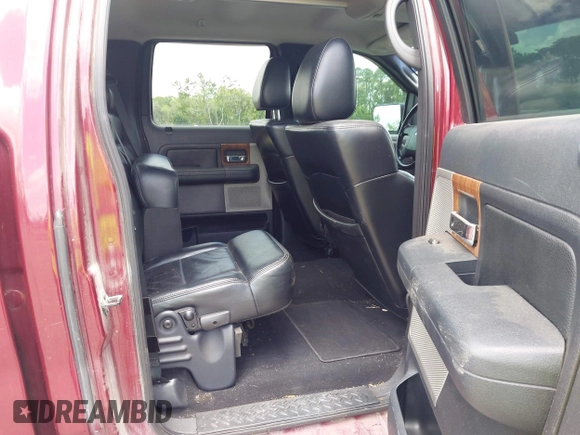 2004 Ford F-150 XLT z VIN 1FTPW12574KB73391, wystawiony jako IAAI lot #42437039 z przebiegiem 209 125 mil mil oraz . Historia ofert i sprzedaży dostępna na DreamBid. Obrazek 8.