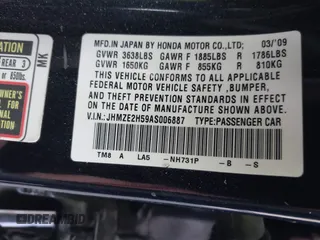 2010 Honda Insight LX with VIN JHMZE2H59AS006887, listed as a IAAI auction lot 41159288 with 263,497 mi miles and . Bid and sale history available at DreamBid. Image 9.