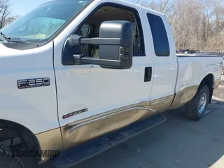 2000 Ford F-250 XL with VIN 1FTNX21F4YED24924, listed as a IAAI auction lot 41755231 with 92,588 mi miles and . Bid and sale history available at DreamBid. Image 6.