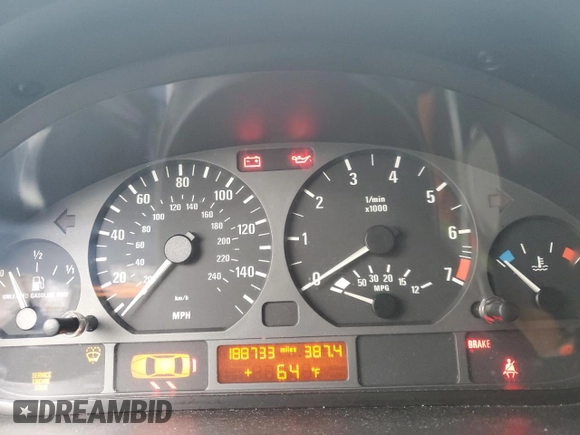 2005 BMW 3 Series 325xi with VIN WBAEU33455PF63005, listed as a Copart auction lot 60960985 with 188,733 mi miles and Salvage title. Bid and sale history available at DreamBid. Image 9.
