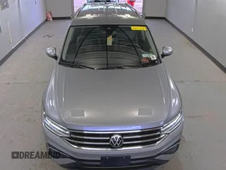 2024 Volkswagen Tiguan SE with VIN 3VV3B7AX9RM084536, listed as a IAAI auction lot 42708274 with 33,250 mi miles and . Bid and sale history available at DreamBid. Image 8.