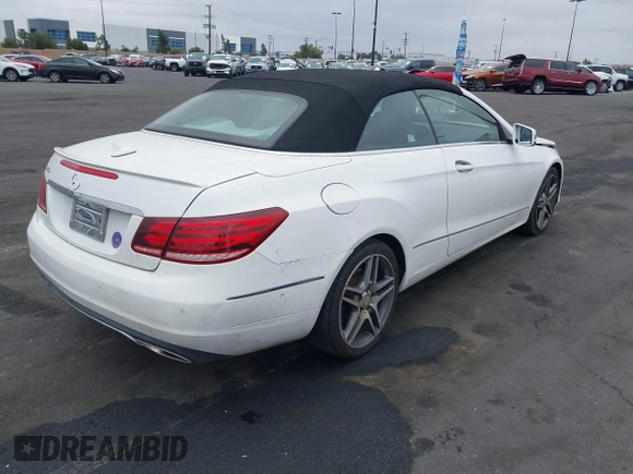 2014 Mercedes-Benz E 350 with VIN WDDKK5KF3EF253311, listed as a IAAI auction lot 42110845 with 67,242 mi miles and . Bid and sale history available at DreamBid. Image 4.