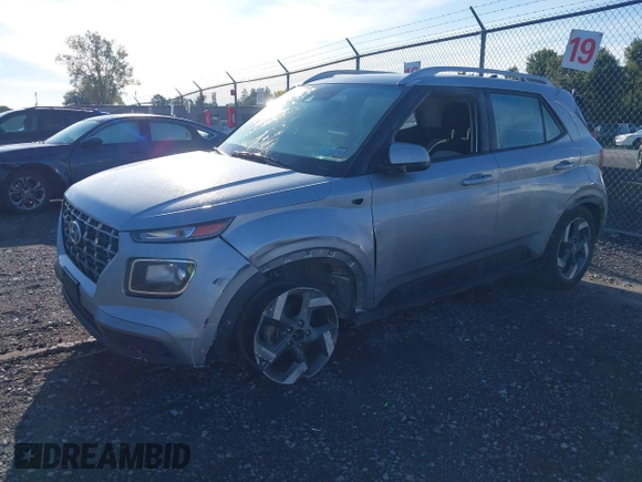 2022 Hyundai Venue SEL with VIN KMHRC8A35NU133080, listed as a IAAI auction lot 40300938 with 95,510 mi miles and . Bid and sale history available at DreamBid. Image 18.