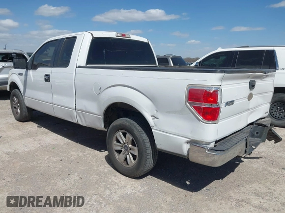 2011 Ford F-150 XL with VIN 1FTEX1CM8BFA77303, listed as a IAAI auction lot 41821852 with 320,133 mi miles. Bid and sale history available at carsss.com. Image 3.