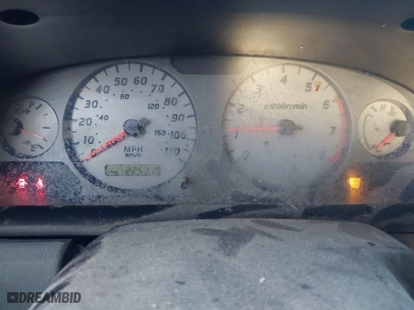 2001 Nissan Frontier 2WD XE with VIN 1N6ED27T91C338614, listed as a IAAI auction lot 41804804 with 225,319 mi miles. Bid and sale history available at carsss.com. Image 7.