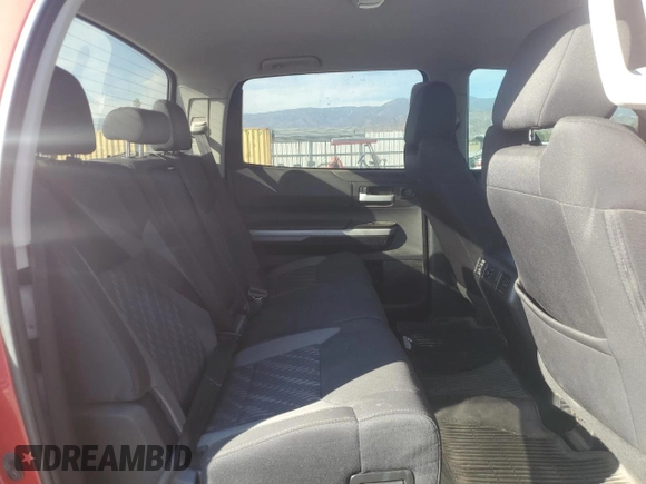 2018 Toyota Tundra 2WD SR5 with VIN 5TFEY5F18JX237193, listed as a Copart auction lot 75767044 with 104,760 mi miles and Salvage Title. Bid and sale history available at carsss.com. Image 10.
