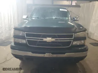 2006 Chevrolet Silverado 1500 LT1 with VIN 2GCEK19B761287571, listed as a Copart auction lot 51530405 with 196,250 mi miles and Clean Title. Bid and sale history available at carsss.com. Image 5.