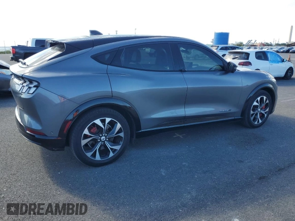 2021 Ford Mustang Mach-E Premium с VIN 3FMTK3R79MMA09609, выставлен на аукционе Copart как лот 46721145 с пробегом 58 555 миль миль и Чистый • Clean title. История ставок и продаж доступна на DreamBid. Изображение 3.
