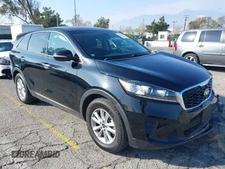 2019 Kia Sorento S V6 with VIN 5XYPG4A51KG567018, listed as a IAAI auction lot 41501450 with 78,964 mi miles. Bid and sale history available at carsss.com. Image 1.