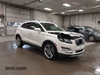 2019 Lincoln MKC Reserve with VIN 5LMCJ3D9XKUL17812, listed as a IAAI auction lot 41730211 with 56,716 mi miles and . Bid and sale history available at DreamBid. Image 1.