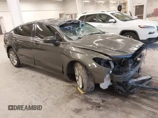 2019 Ford Fusion SE with VIN 3FA6P0HD0KR193692, listed as a IAAI auction lot 41081951 with Not Provided miles and . Bid and sale history available at carsss.com. Image 6.