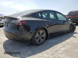 2023 Tesla Model 3 z VIN 5YJ3E1EA7PF549051, wystawiony jako Copart lot #58932765 z przebiegiem 8 800 mil mil oraz Szkoda całkowita • Salvage title. Historia ofert i sprzedaży dostępna na DreamBid. Obrazek 3.