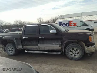 2008 GMC Sierra 1500 Work Truck with VIN 2GTEK133081320642, listed as a IAAI auction lot 41788658 with 119,459 mi miles. Bid and sale history available at carsss.com. Image 13.