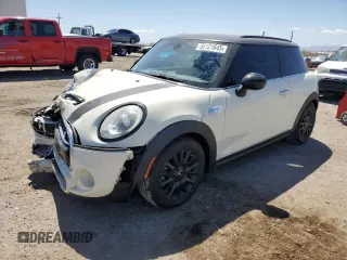 2015 MINI Hardtop S z VIN WMWXP7C57F2A40079, wystawiony jako Copart lot #55121645 z przebiegiem 92 379 mil mil oraz Szkoda całkowita • Salvage title. Historia ofert i sprzedaży dostępna na DreamBid. Obrazek 1.