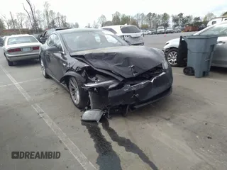 2017 Tesla Model S 60 с VIN 5YJSA1E13HF197109, выставлен на аукционе IAAI как лот 41926033 с пробегом 150 463 миль миль и . История ставок и продаж доступна на DreamBid. Изображение 1.