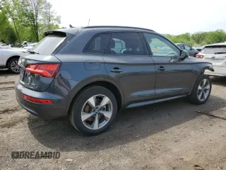 2020 Audi Q5 Premium z VIN WA1ANAFY8L2078568, wystawiony jako Copart lot #56230545 z przebiegiem 42 200 mil mil oraz Szkoda całkowita • Salvage title. Historia ofert i sprzedaży dostępna na DreamBid. Obrazek 3.