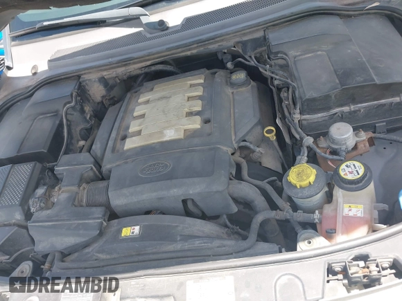 2008 Land Rover LR3 SE with VIN SALAE25418A466886, listed as a IAAI auction lot 42491817 with 196,909 mi miles and . Bid and sale history available at DreamBid. Image 10.