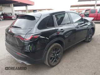 2024 Honda HR-V Sport z VIN 3CZRZ1H55RM707358, wystawiony jako IAAI lot #42190730 z przebiegiem 39 368 mil mil oraz . Historia ofert i sprzedaży dostępna na DreamBid. Obrazek 4.