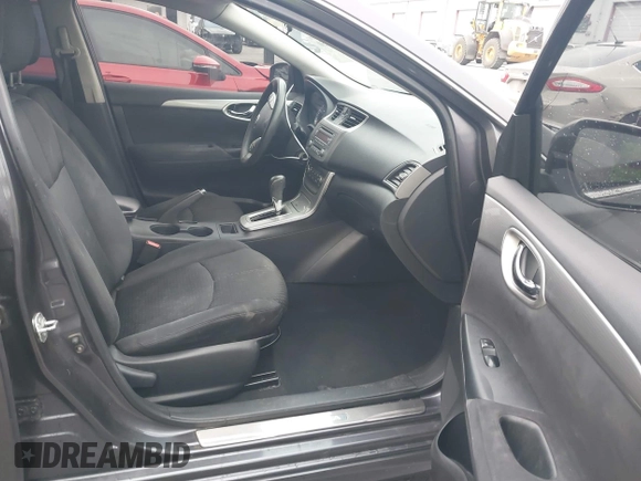 2013 Nissan Sentra SR z VIN 3N1AB7AP9DL652114, wystawiony jako IAAI lot #42147950 z przebiegiem 168 665 mil mil oraz . Historia ofert i sprzedaży dostępna na DreamBid. Obrazek 5.