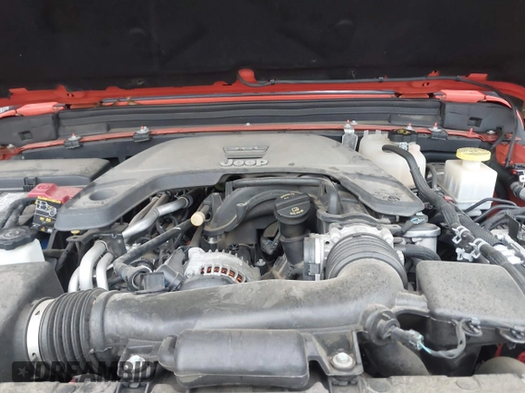 2020 Jeep Gladiator Sport S with VIN 1C6JJTAG4LL177711, listed as a IAAI auction lot 42222877 with 45,462 mi miles and . Bid and sale history available at DreamBid. Image 10.