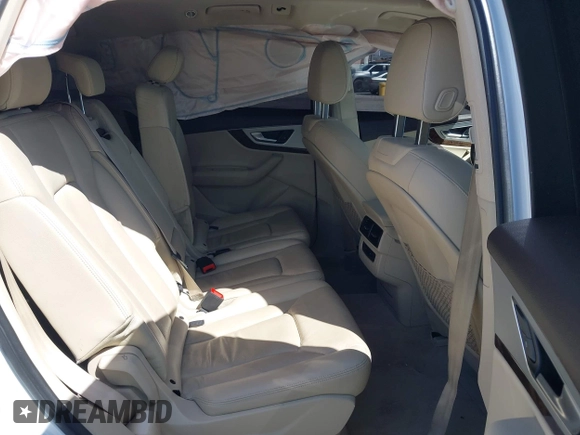 2017 Audi Q7 Premium Plus z VIN WA1LHAF72HD038067, wystawiony jako IAAI lot #41835136 z przebiegiem 88 949 mil mil oraz . Historia ofert i sprzedaży dostępna na DreamBid. Obrazek 8.