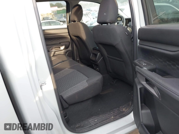 2024 Ford Ranger XLT with VIN 1FTER4HH7RLE32321, listed as a IAAI auction lot 41790946 with 9,000 mi miles. Bid and sale history available at carsss.com. Image 8.