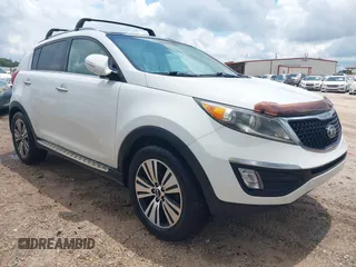 2015 Kia Sportage EX with VIN KNDPC3AC5F7692059, listed as a IAAI auction lot 42796531 with 132,251 mi miles and . Bid and sale history available at DreamBid. Image 1.