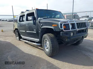 2007 Hummer H2 SUT with VIN 5GRGN22U97H111474, listed as a IAAI auction lot 41285467 with Not Provided miles. Bid and sale history available at carsss.com. Image 1.
