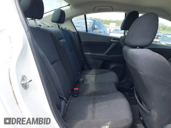 2011 Mazda 3 i Touring with VIN JM1BL1VF2B1902424, listed as a IAAI auction lot 42031445 with 184,220 mi miles and . Bid and sale history available at carsss.com. Image 8.
