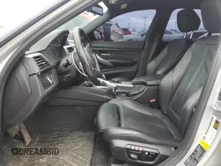 2014 BMW 3 Series 328i xDrive z VIN WBA3B5G51ENS06960, wystawiony jako Copart lot #53939415 z przebiegiem 138 720 mil mil oraz Nie do naprawy • Non repairable. Historia ofert i sprzedaży dostępna na DreamBid. Obrazek 7.