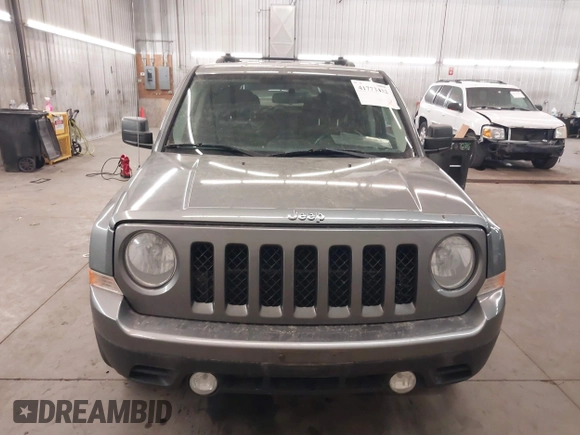 2011 Jeep Patriot Latitude with VIN 1J4NT1GB4BD288377, listed as a IAAI auction lot 41773432 with 194,021 mi miles and . Bid and sale history available at carsss.com. Image 6.