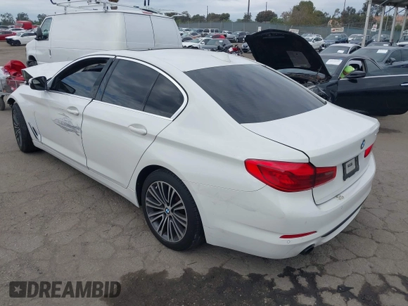 2020 BMW 5 Series 530i with VIN WBAJR3C01LWW64071, listed as a IAAI auction lot 40945230 with 91,982 mi miles and . Bid and sale history available at DreamBid. Image 3.