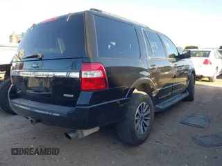 2017 Ford Expedition XLT z VIN 1FMJU1JT2HEA68673, wystawiony jako IAAI lot #41798056 z przebiegiem 101 346 mil mil oraz . Historia ofert i sprzedaży dostępna na DreamBid. Obrazek 4.
