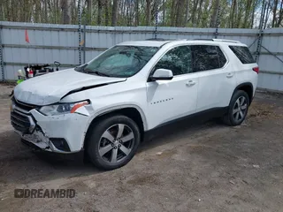 2018 Chevrolet Traverse LT z VIN 1GNEVHKW4JJ275817, wystawiony jako IAAI lot #42179473 z przebiegiem 81 595 mil mil oraz . Historia ofert i sprzedaży dostępna na DreamBid. Obrazek 2.