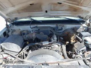 1999 Chevrolet Suburban with VIN 3GNEC16R6XG266922, listed as a IAAI auction lot 41992370 with 370,843 mi miles. Bid and sale history available at carsss.com. Image 9.