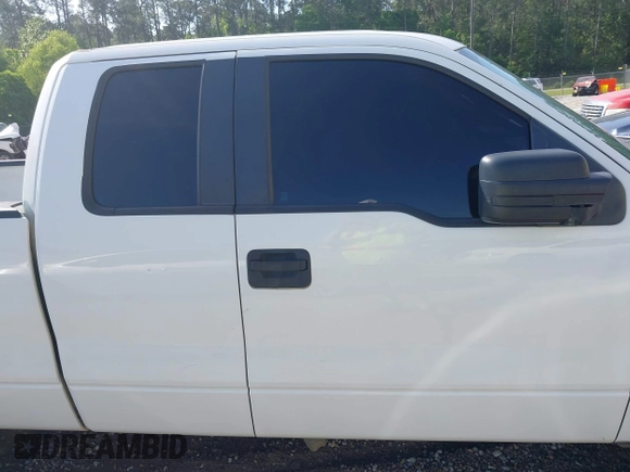 2013 Ford F-150 XL with VIN 1FTEX1CM0DFC81550, listed as a IAAI auction lot 42090759 with 1 mi miles. Bid and sale history available at carsss.com. Image 12.