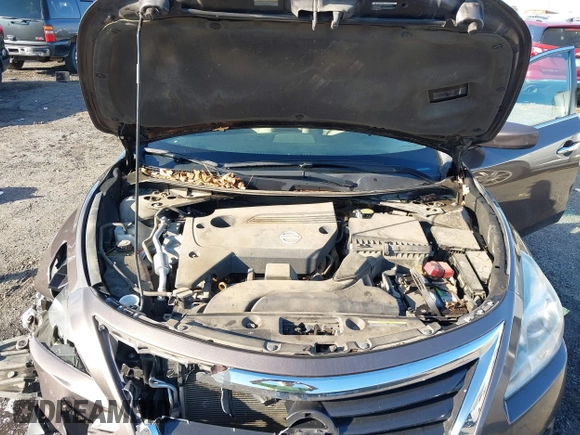 2015 Nissan Altima 2.5 S with VIN 1N4AL3AP8FC172637, listed as a IAAI auction lot 41617876 with 162,290 mi miles. Bid and sale history available at carsss.com. Image 10.