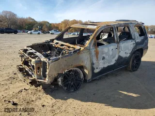 2017 Cadillac Escalade Premium Luxury with VIN 1GYS4CKJ4HR128182, listed as a Copart auction lot 83578284 with 0 mi miles and Salvage Title. Bid and sale history available at carsss.com. Image 1.