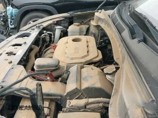 2017 Hyundai Santa Fe 2.4L с VIN 5NMZU3LB4HH014456, выставлен на аукционе IAAI как лот 43155463 с пробегом 110 056 миль миль и . История ставок и продаж доступна на DreamBid. Изображение 19.